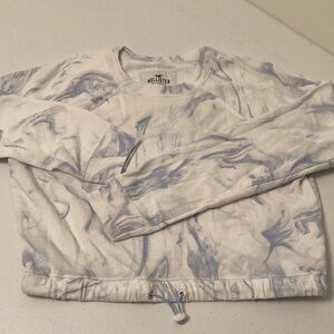 Hollister Women’s Blue Tie-Dye Sweater